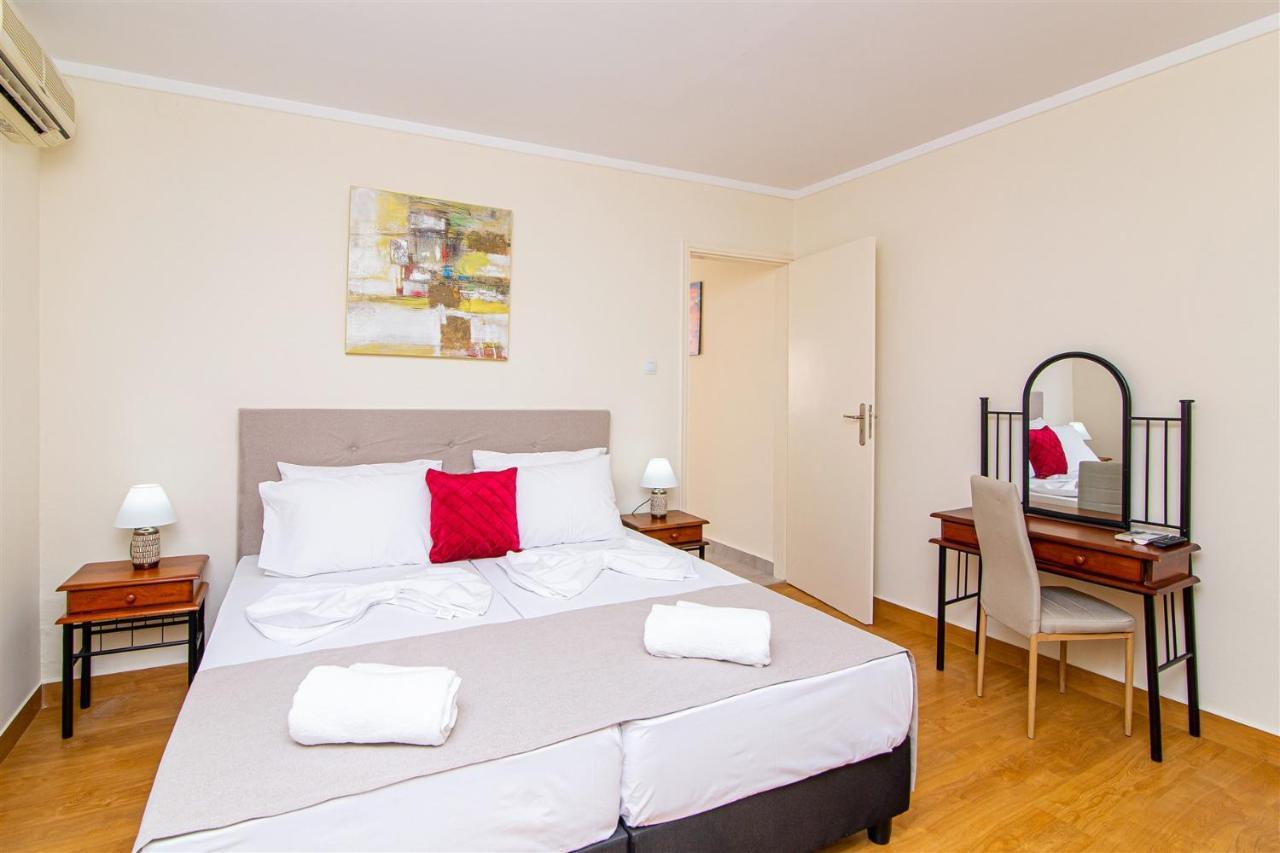 Dermatas Residence Heraklion City Center ภายนอก รูปภาพ