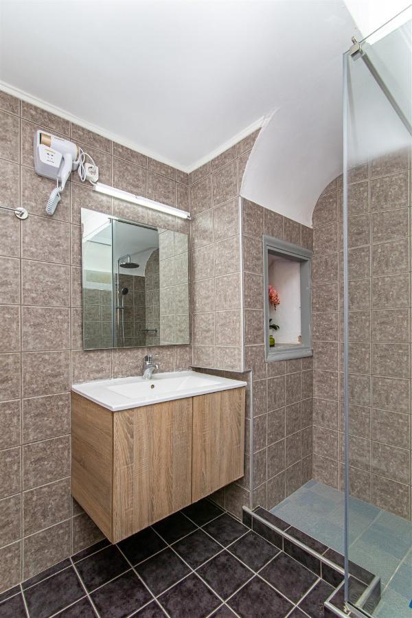 Dermatas Residence Heraklion City Center ภายนอก รูปภาพ